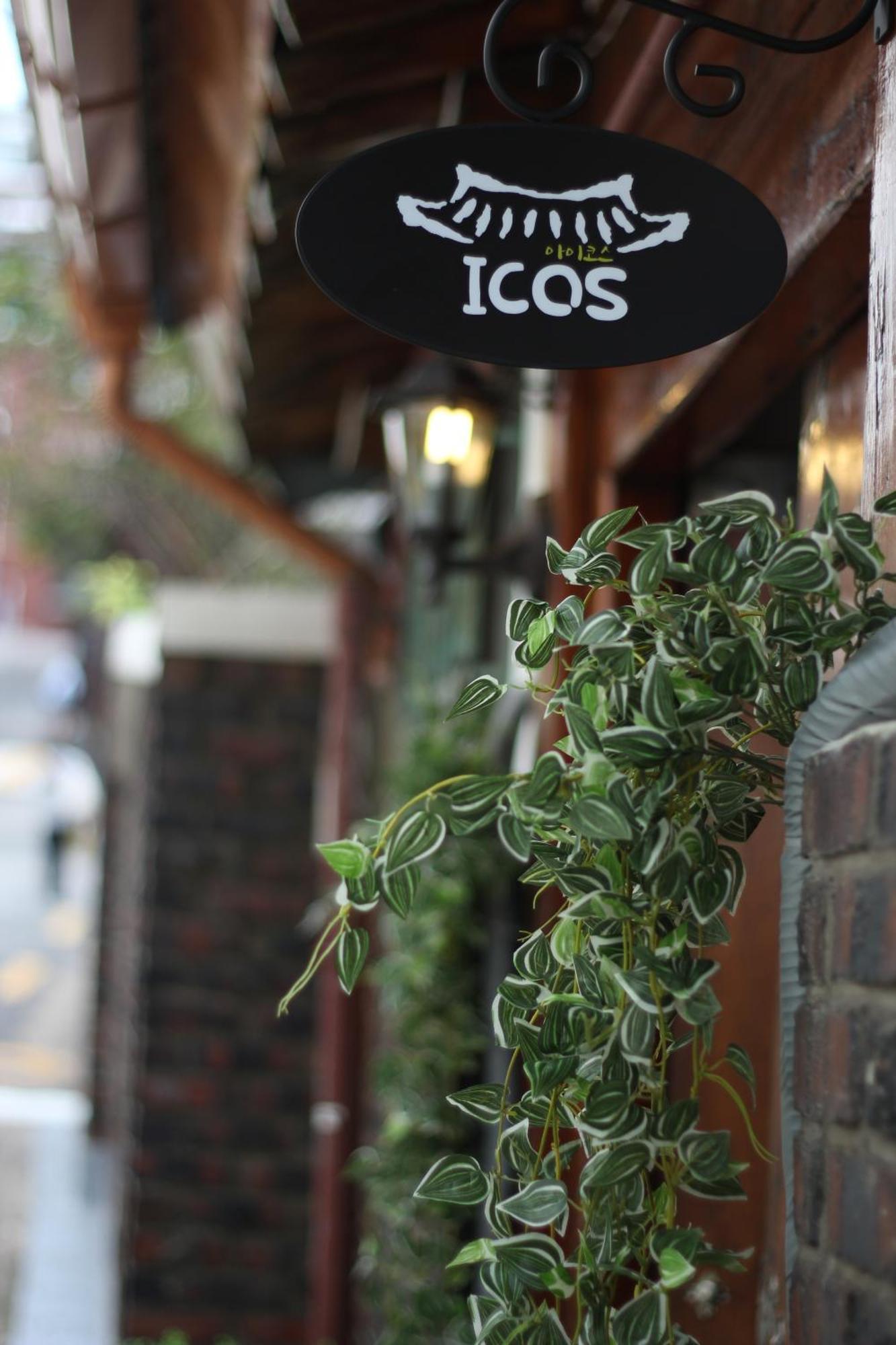 Icos Guesthouse 1 - Female Only Seoel Buitenkant foto